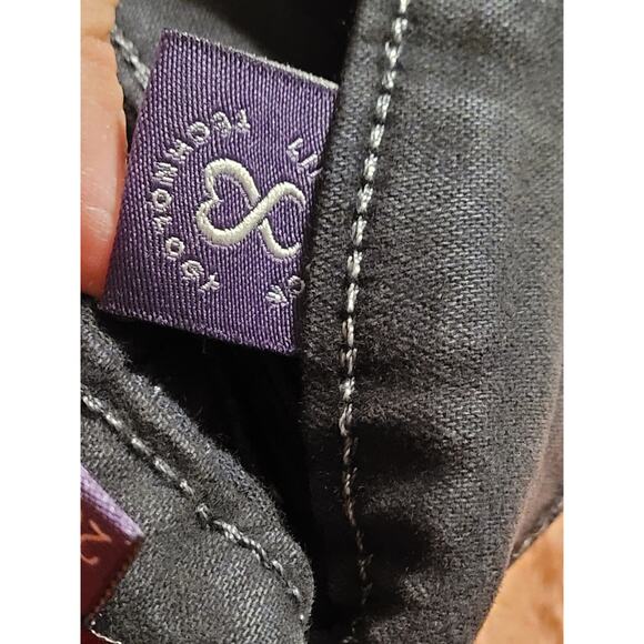 NYDJ Womens Staight Leg Slimming Fit Pant Size 20W Black Cotton & Spandex NWT - Picture 10 of 12